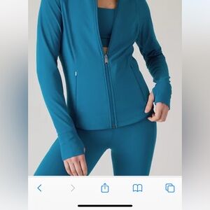 Athleta NWT XS Salutation Jacket in dark lapis blue